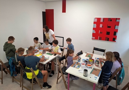 Poletje ustvarjalnosti v Galeriji Ravne (30)